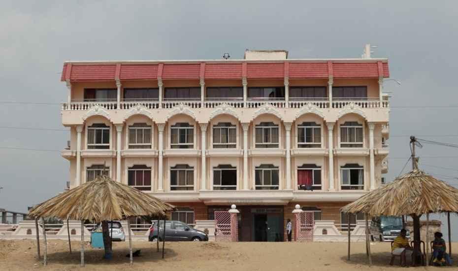 Hotel Dream Land Phulabāni Exterior foto